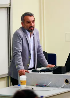 seo eğitmeni orhan gürbüz