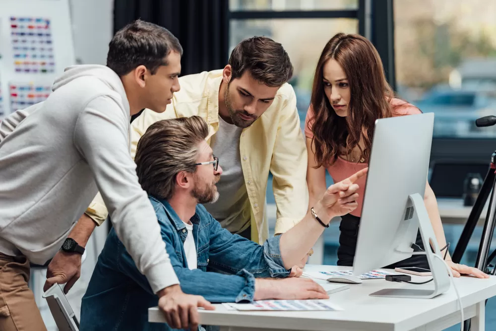 sosyal medya görsel tasarım dersleri