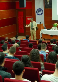 sosyal medyada ek gelir oluşturma kursu fiyatları