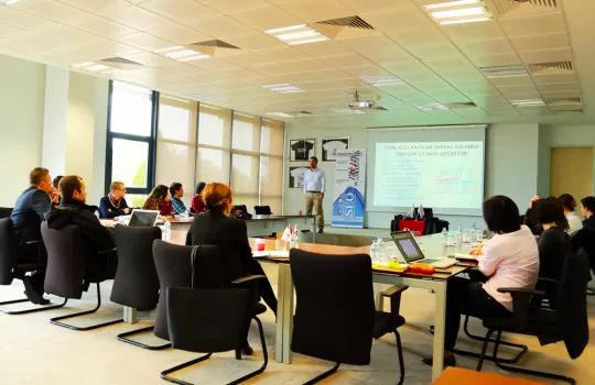 Sosyal Medyada Ek Gelir Olusturma Ve Reklam Verme 1